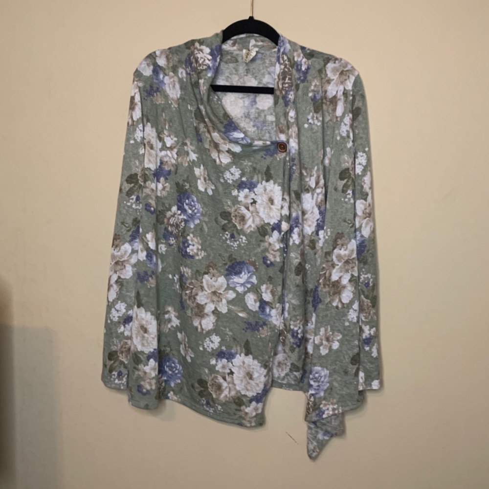 42 Pops XL Blue Green Floral Relaxed Cardigan